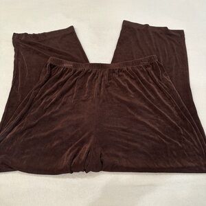 Elegant Brown Women's Travel Knit Trousers